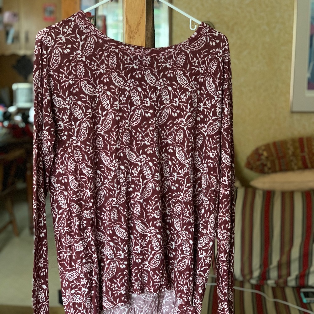 Blouse - Picture 2 of 3